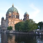 Rio Spree e Catedral de Berlin