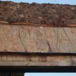 Pompeia - Placa na entrada do Templo de Isis